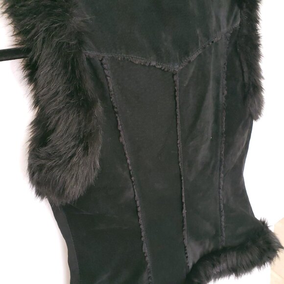 Express Black Leather and Faux Fur Sleeveless Collar Stylish Vest Size Small - Picture 16 of 16